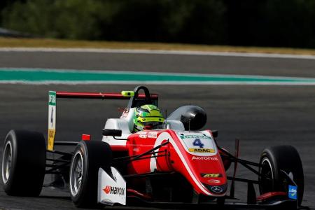 Sieg und Platz drei: Mick Schumacher in der Formel 3 in Topform