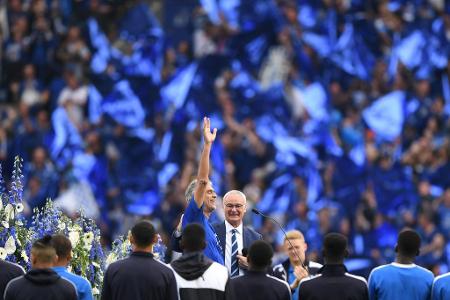 Auch Claudio Ranieris italienischer Landsmann Andrea Bocelli war angereist. Der Star-Tenor hatte dem Erfolgscoach versproche...