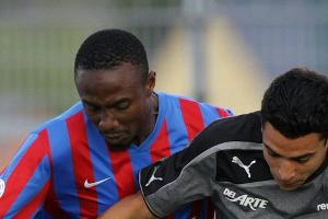 Flaschenwurf: Türkisches Pokalspiel abgebrochen