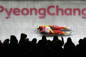 Rodel-Olympiasieger Loch will bis 2026 weiterfahren