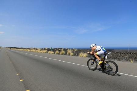 Triathlet Lange mit Fabelrekord erneut Ironman-Weltmeister