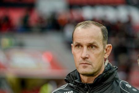 Kein Sieg in Freiburg: Herrlich bei Bayer weiter unter Druck