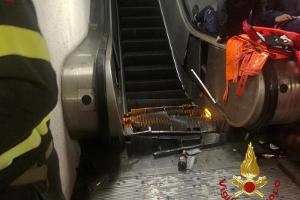 Einsturz einer Rolltreppe