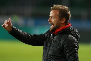 Würzburger Kickers verlängern mit Trainer Schiele