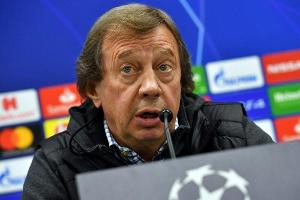 Lok-Trainer Sjomin setzt gegen Schalke auf Höwedes-Tipps