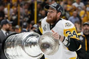 NHL: New York Islanders sortieren Kühnhackl aus