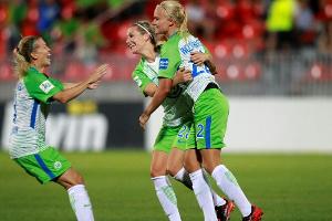 Wolfsburg mit perfekter Bilanz, Bayern und Essen mit Remis