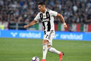 3:1 gegen Neapel: "Marsmensch" Ronaldo als Meister der Torvorbereitung