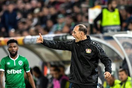 Bayer landet mit zweistündiger Verspätung - Herrlich gibt trainingsfrei