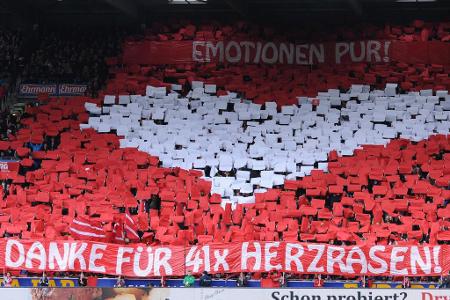 Den Klassenerhalt erneut gesichert und in der abgelaufenen Saison sogar auf europäischer Bühne gekickt. Der Dank des Publiku...