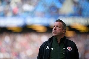 St. Pauli verlängert mit Trainer Kauczinski
