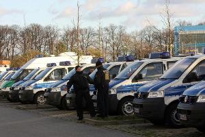 Nach Krawallen von Rostock: 311 Club-Fans vorübergehend in Gewahrsam