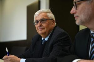 Affäre um WM-Vergabe: Zwanziger wirft Ermittlern "Hinterlist" vor