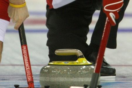 Curling-Männer trotz Niederlage im EM-Halbfinale