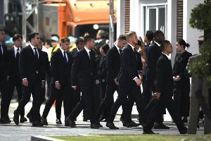 Trauerzeremonie für verunglückten Klubchef: Spieler von Leicester in Bangkok eingetroffen