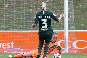 Wolfsburg verpasst perfekte Hinrunde - Bayern-Frauen holen auf