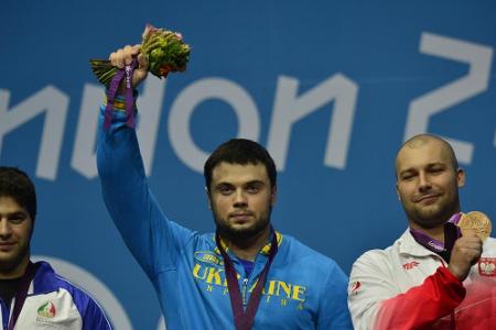 Gewichtheben: London-Olympiasieger bei Nachtests auffällig