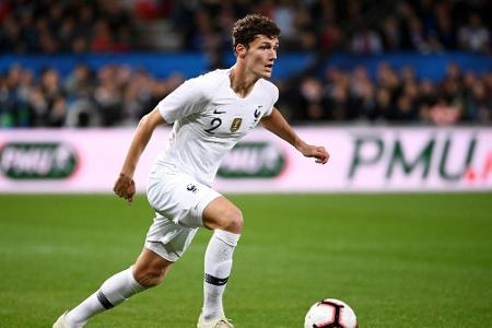 Hoeneß: Pavard-Wechsel noch nicht fix