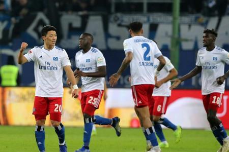 HSV behauptet Tabellenführung