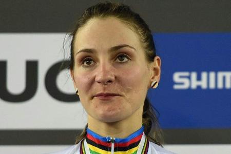 Verunglückte Bahnrad-Olympiasiegerin Vogel in Berlin geehrt