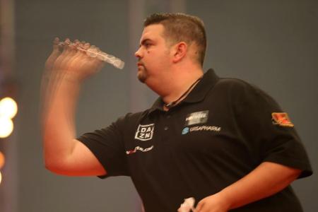 Darts-WM: Clemens zieht in die zweite Runde ein
