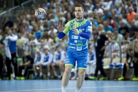 Kiel verlängert mit Zarabec bis 2021