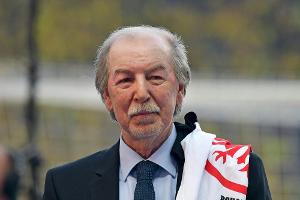 Neues Eintracht-Video: Grabowski "spielt" E-Gitarre