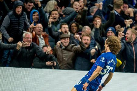 Rassismus-Vorwürfe: Polizei ermittelt gegen Chelsea-Fans