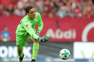 Torwart Wolf wieder im Fortuna-Mannschaftstraining