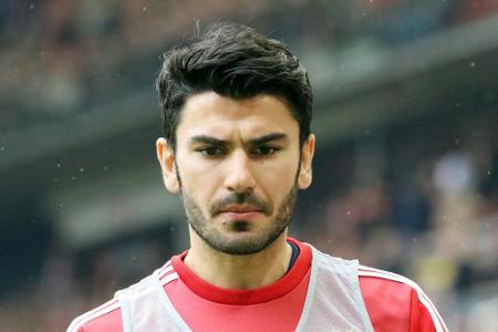 Ex-Nationalspieler Tasci heuert bei Basaksehir an