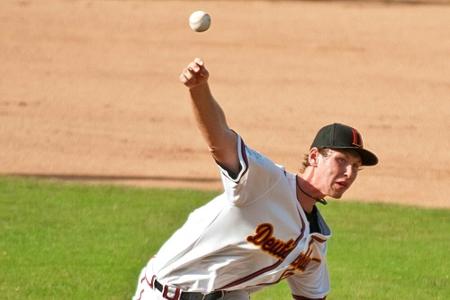 Pitcher Solbach erhält Vertrag bei den LA Dodgers