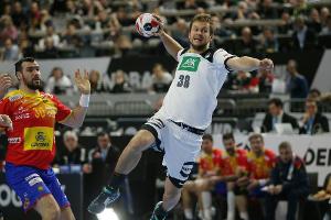 Handballer bei Remis mit zweimaliger Verlängerung und 7-m-Werfen