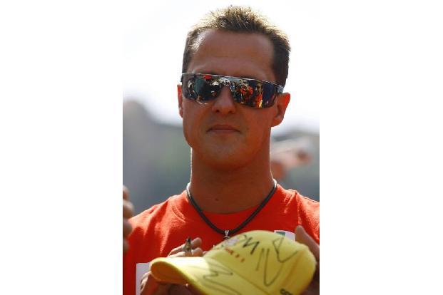 ...wieder über seinen Gesundheitszustand spekuliert. Erst einen Tag vor seinem 50. Geburtstag bat seine Frau Corinna um Vers...