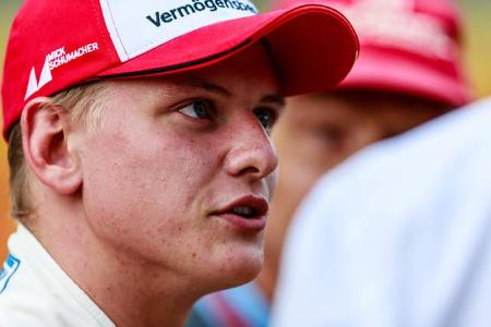 Doch damit sind die Schumachers noch lange nicht aus dem Rennsport verschwunden, denn die nächste Generation steht schon am ...