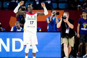 "Golden Patch Management": Dennis Schröder gründet Spieleragentur