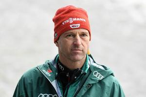 Schuster glaubt an Tournee-Duell bis zum Schluss