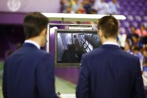 Raum leer: VAR-Panne erheitert Spanien