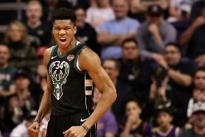Milwaukee Bucks holen mit Aufholjagd Rekorde