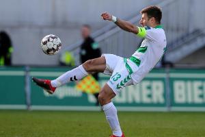 Montagsspiel in Liga zwei: Fürth schlägt Regensburg
