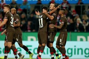 St. Pauli siegt in Paderborn dank Meier