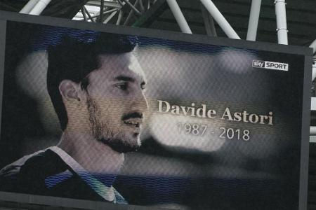 Erster Todestag: Italiens Serie A gedenkt Astori