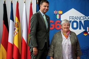 Mayer will Einführung der Kronzeugenregelung prüfen