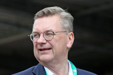 UEFA: Grindel für vier weitere Jahre im FIFA-Council