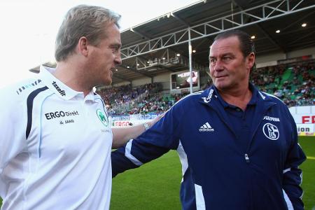 Mit Huub Stevens und Mike Büskens übernehmen beim FC Schalke 04 nach der Entlassung von Domenico Tedesco zwei UEFA-Pokalsieg...