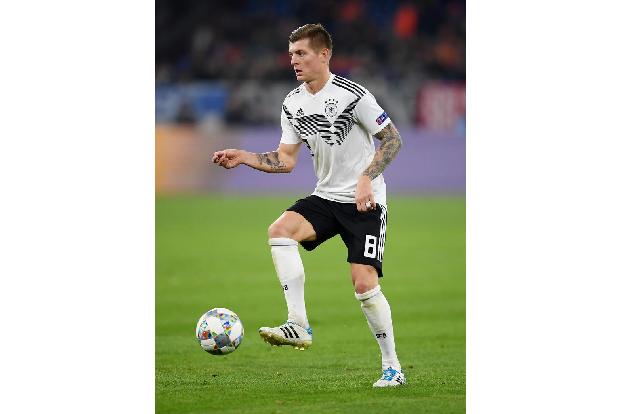 Als Spielmacher im deutschen Mittelfeld gab Kroos bei vielen Szenen den Ton an, ohne jedoch selbst mit den ganz großen Geist...