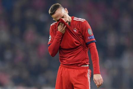 Nach dem Topspiel gegen den BVB (3:2) am 10. November gerät Franck Ribéry mit einem französischen Journalisten aneinander un...