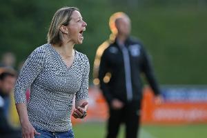 Niederlage für Trainerin Grings beim Debüt in der Männer-Regionalliga