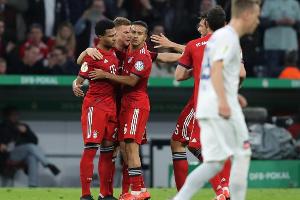 5:4 gegen Heidenheim: Bayern nach Pokal-Drama im Halbfinale