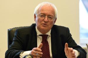 Ex-FIFA-Ethiker Eckert: Grindels Lage "mehr als misslich"