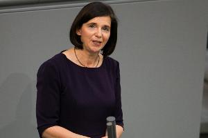 DFB: Göring-Eckardt kritisiert Grindel